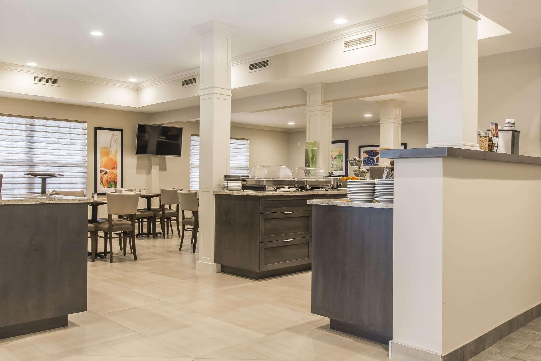 Quality Inn & Suites Amsterdam Fredericton Luaran gambar
