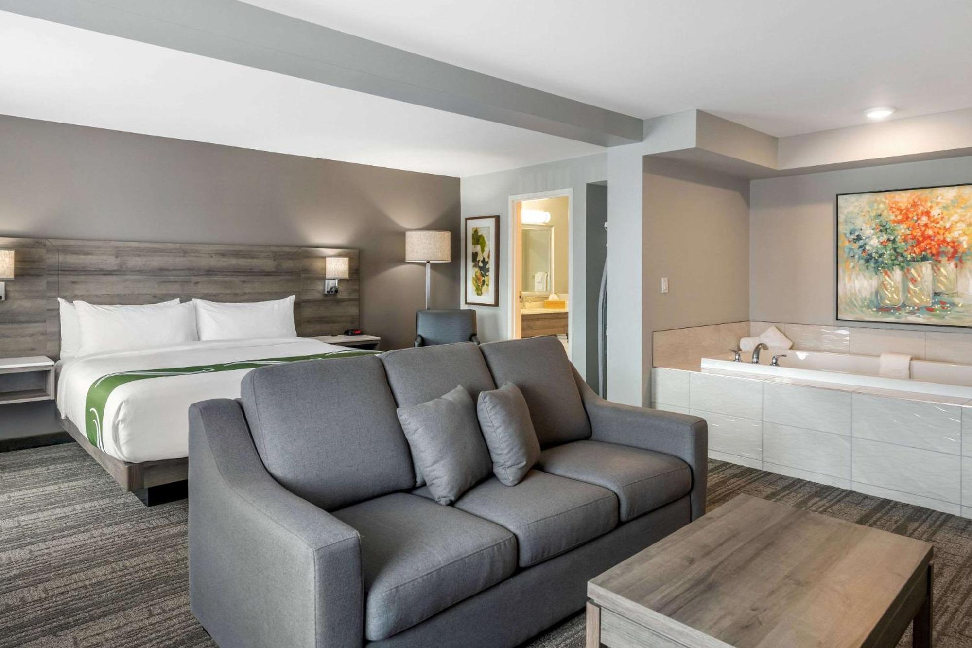 Quality Inn & Suites Amsterdam Fredericton Luaran gambar