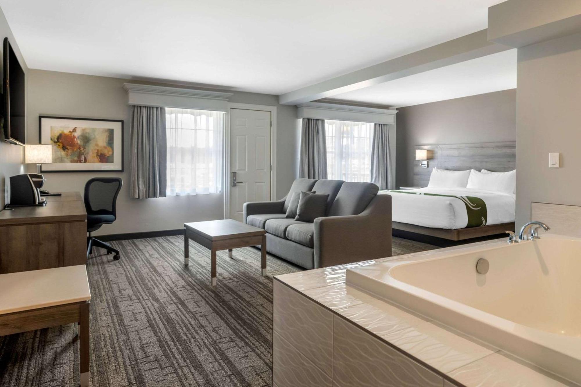 Quality Inn & Suites Amsterdam Fredericton Luaran gambar