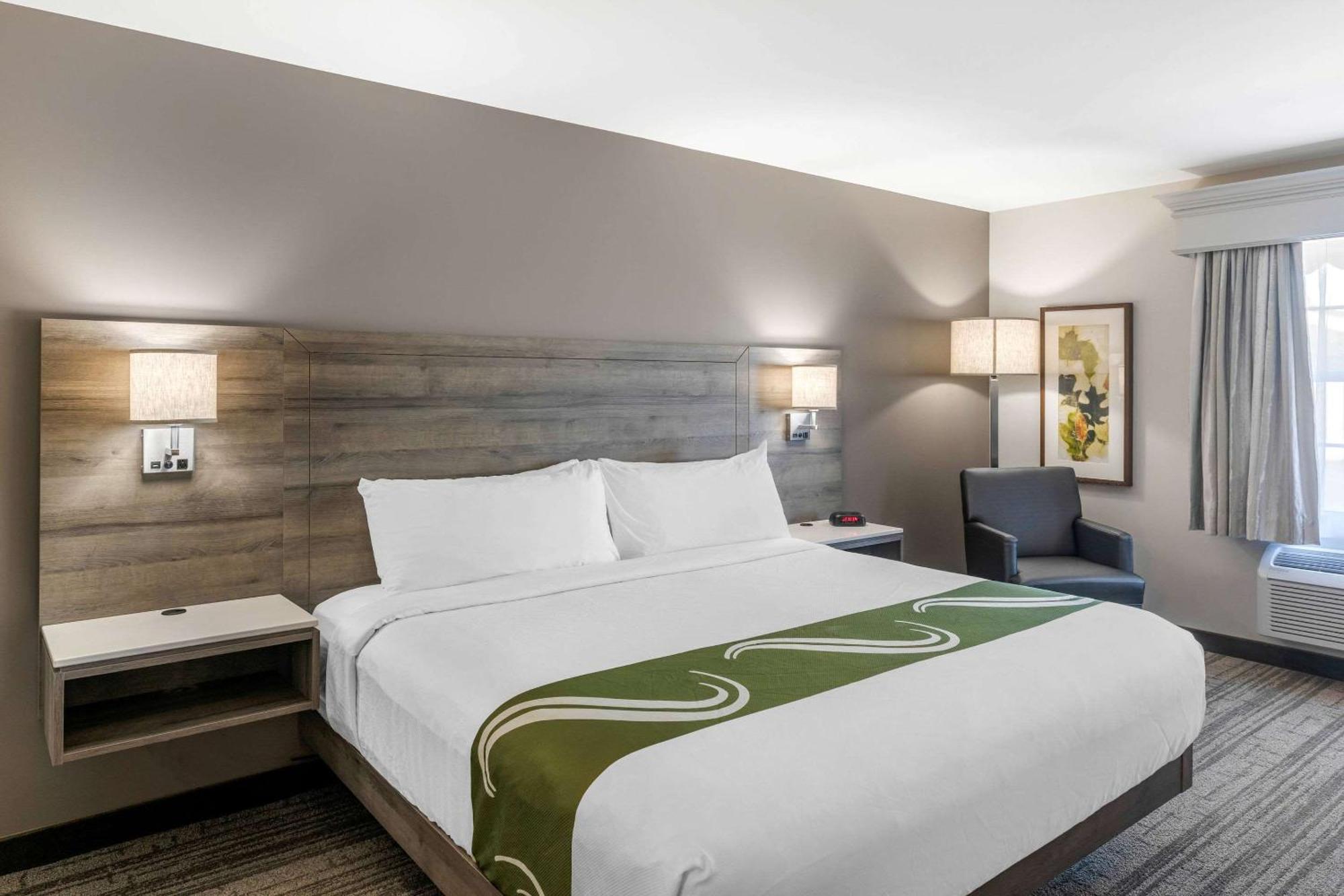 Quality Inn & Suites Amsterdam Fredericton Luaran gambar