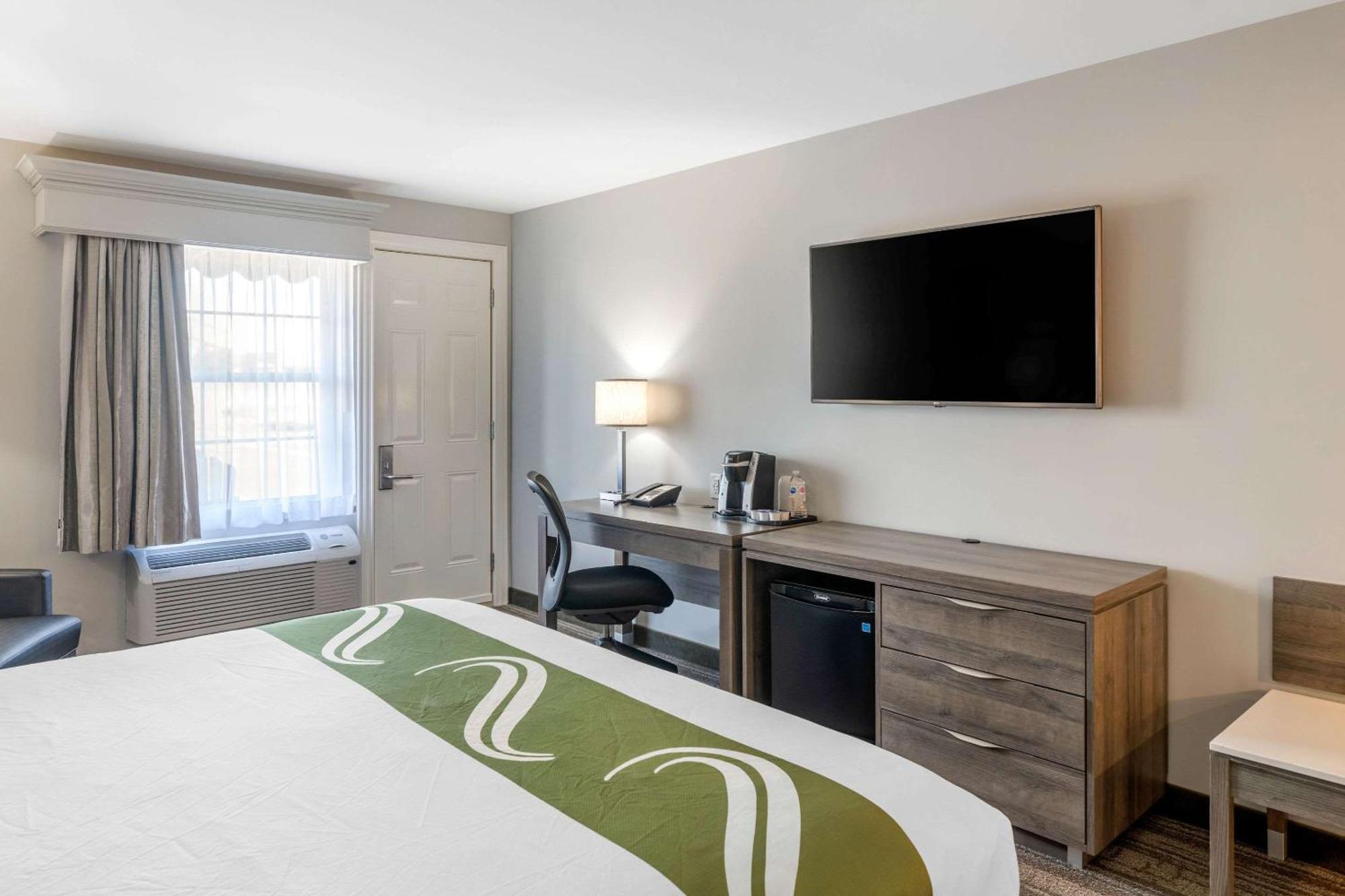 Quality Inn & Suites Amsterdam Fredericton Luaran gambar