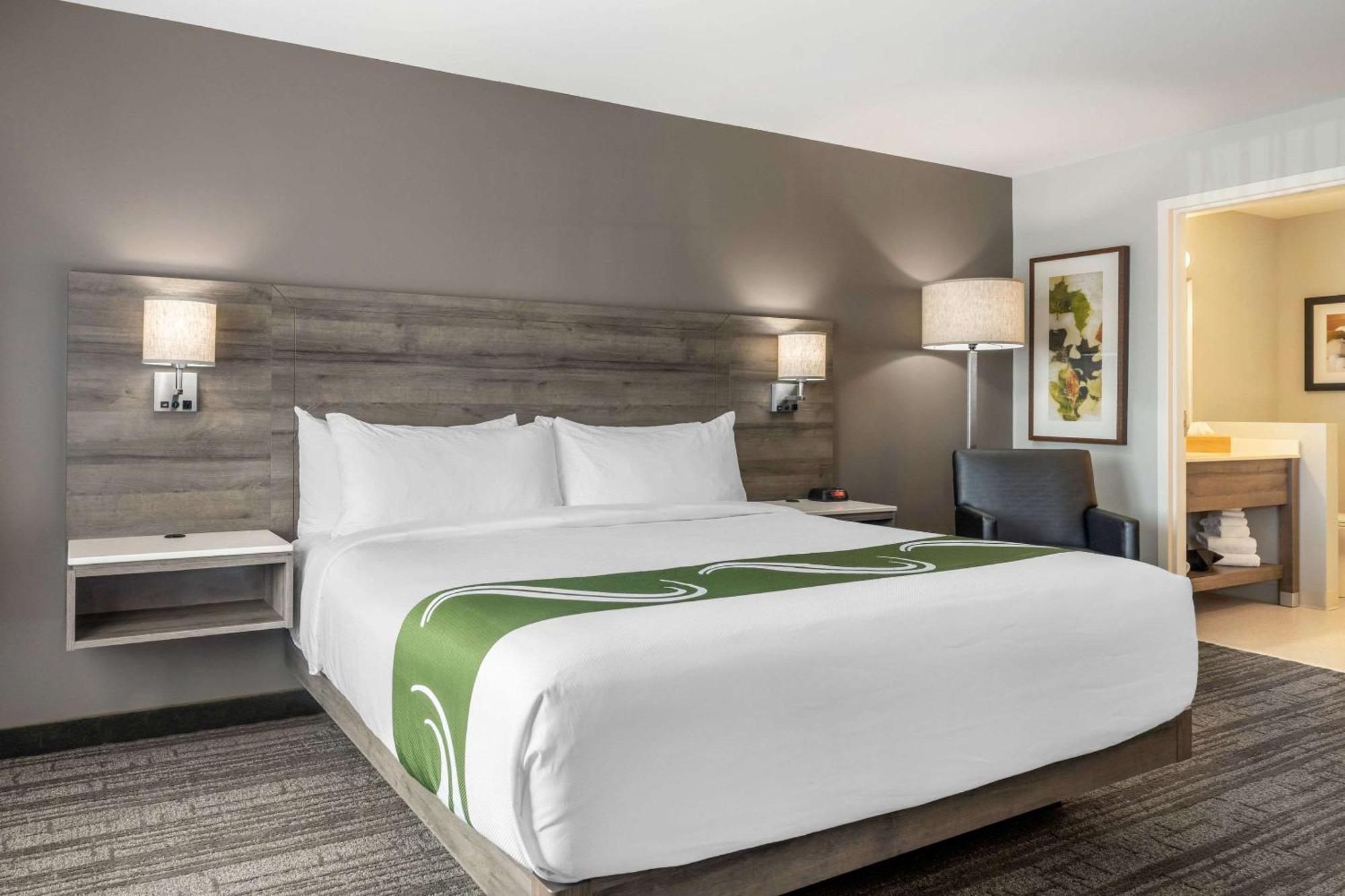 Quality Inn & Suites Amsterdam Fredericton Luaran gambar